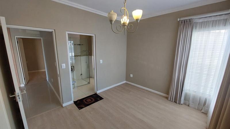 2 Bedroom Property for Sale in Durbanville Western Cape